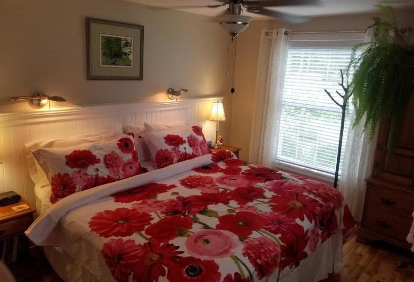 Four Ninety Muskoka B & B