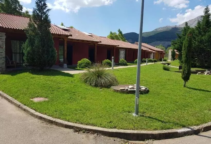 Hotelli Fuentes Blancas