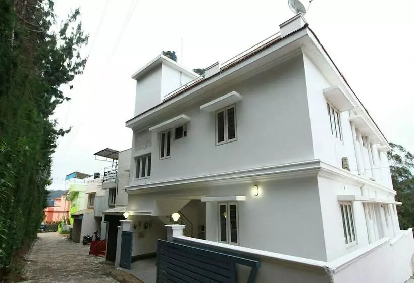 Hotelli Lalana Residency