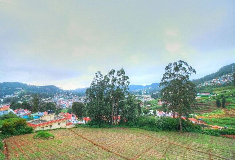 酒店 Lalana Residency