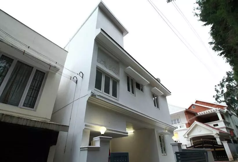 Hotelli Lalana Residency