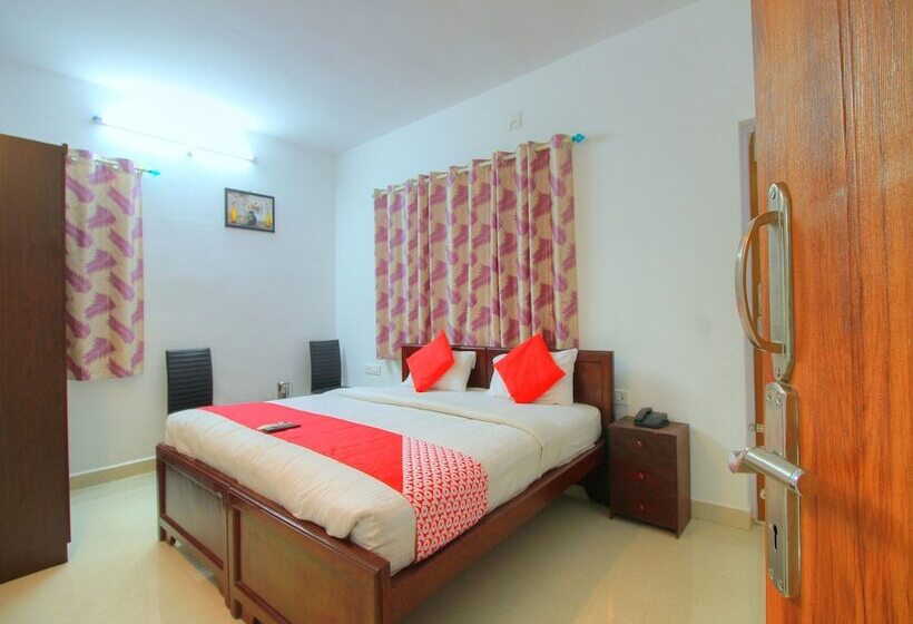 酒店 Lalana Residency