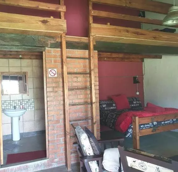 ホテル The Little Club Getaway At The Hay Barn