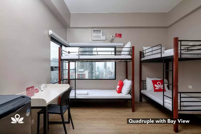 ホテル Zen Rooms Space Taft Manila