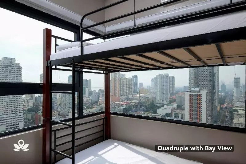 ホテル Zen Rooms Space Taft Manila