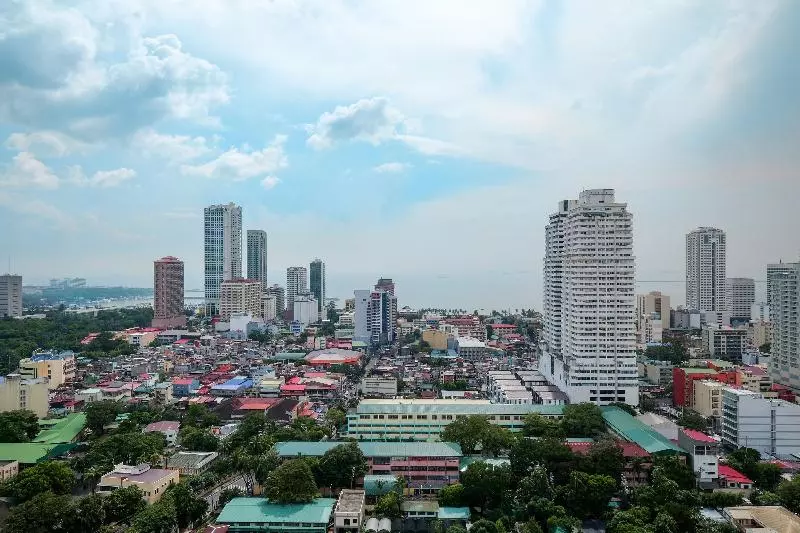 ホテル Zen Rooms Space Taft Manila