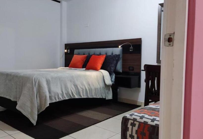 بنسيون Hb Leos Eirl