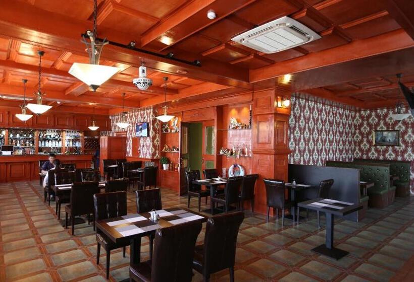 בית מלון כפרי Baigal