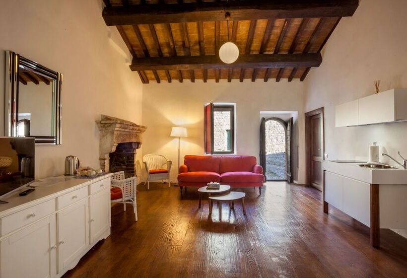 Il Castello Di Campello