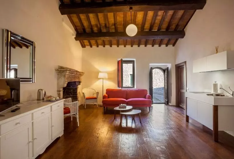 Il Castello Di Campello