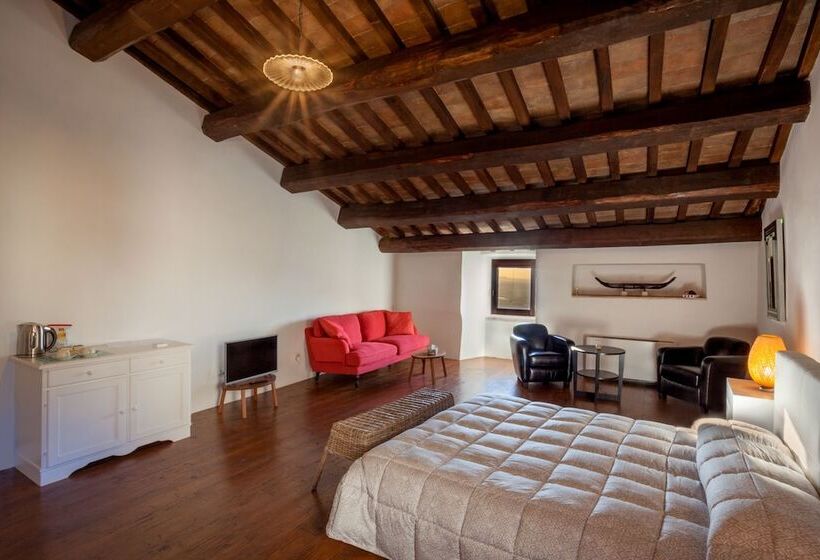 Il Castello Di Campello