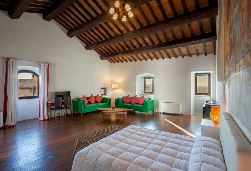 Il Castello Di Campello