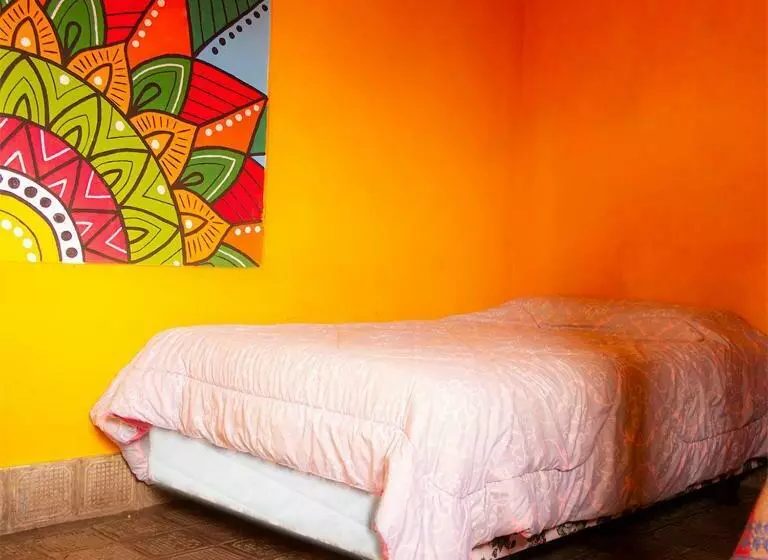 ペンション Hostal Café Tiana