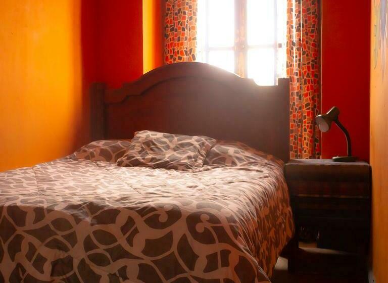 Pansiyon Hostal Café Tiana