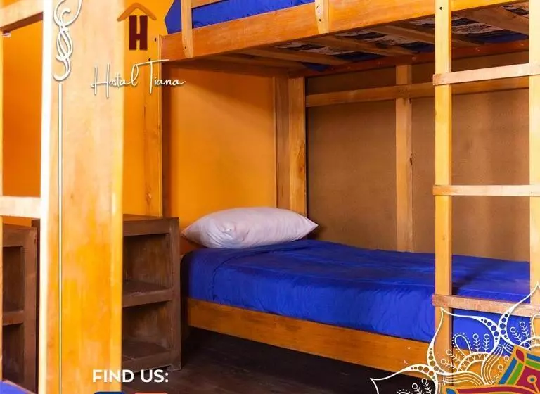 ペンション Hostal Café Tiana