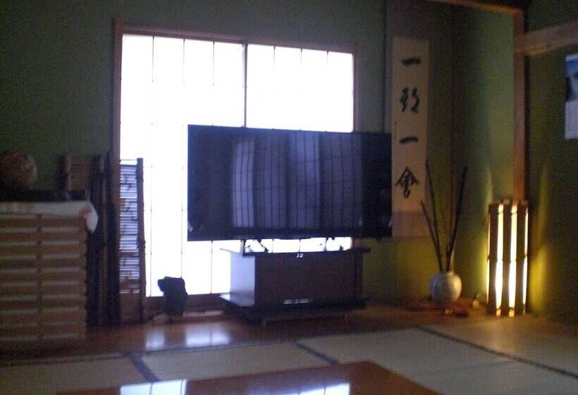 پانسیون Numazu Ikyuuan 沼津一休庵