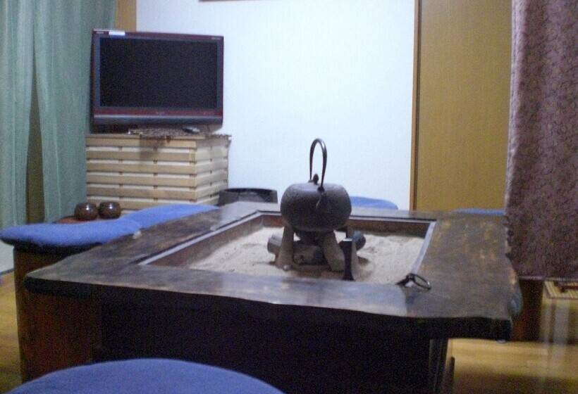 پانسیون Numazu Ikyuuan 沼津一休庵