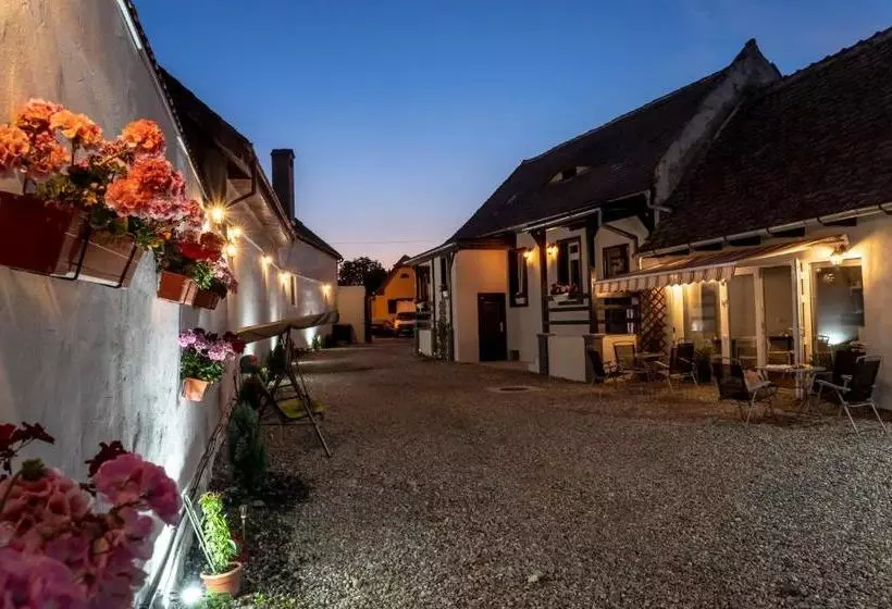 Pensiunea Alina Adults Only