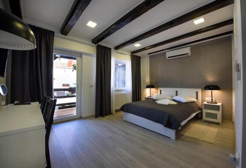 Pensiunea Alina Adults Only