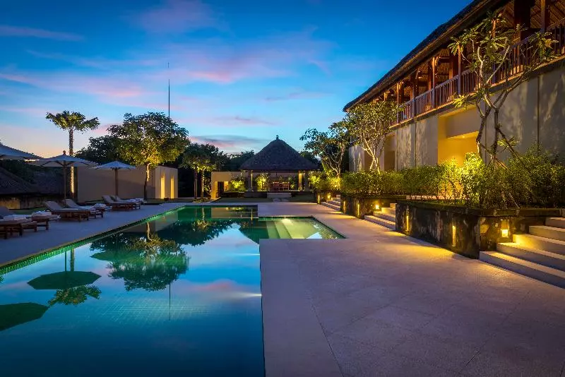 Revīvō Wellness Resort Nusa Dua Bali