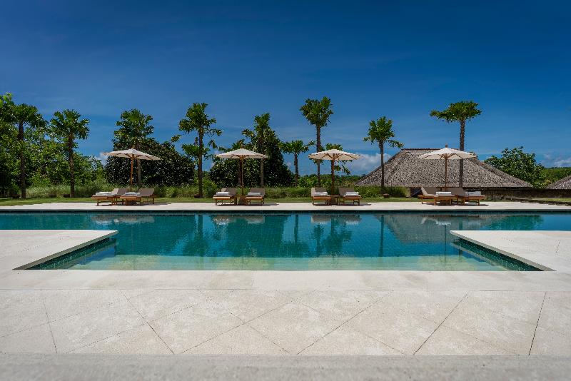 Revīvō Wellness Resort Nusa Dua Bali