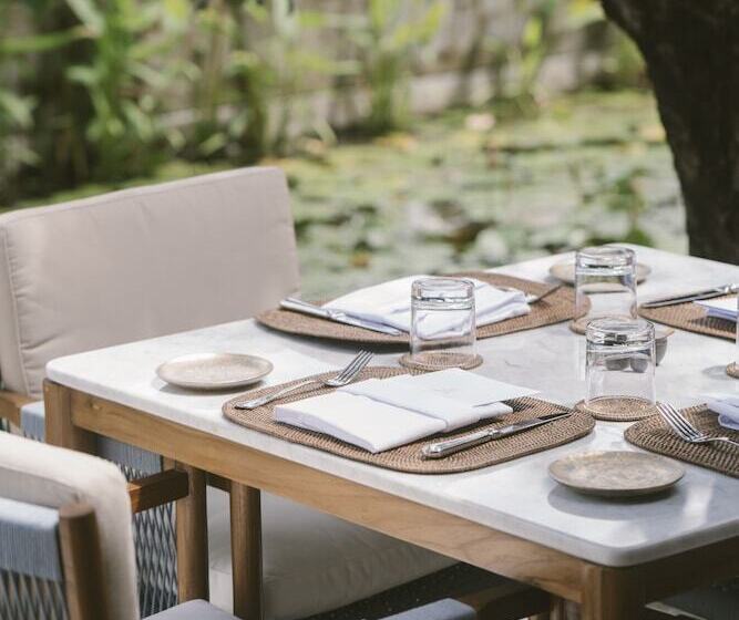 Revīvō Wellness Resort Nusa Dua Bali