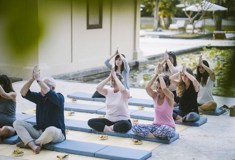 Revīvō Wellness Resort Nusa Dua Bali