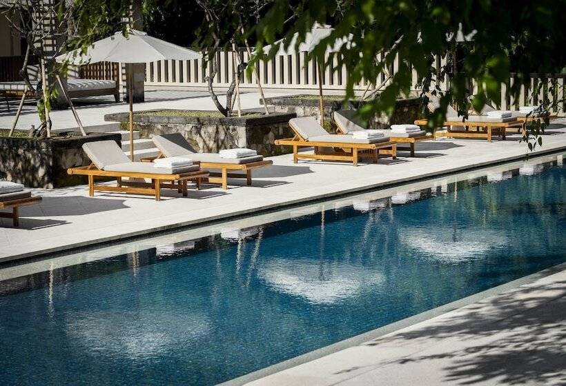 Revīvō Wellness Resort Nusa Dua Bali