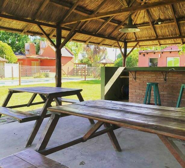 Hostel Cabañas La Viña