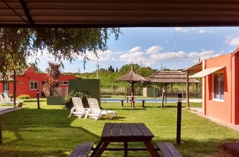 Hostel Cabañas La Viña