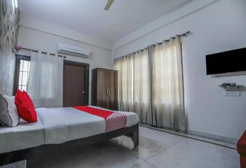 Hotelli Oyo 15245 Eden