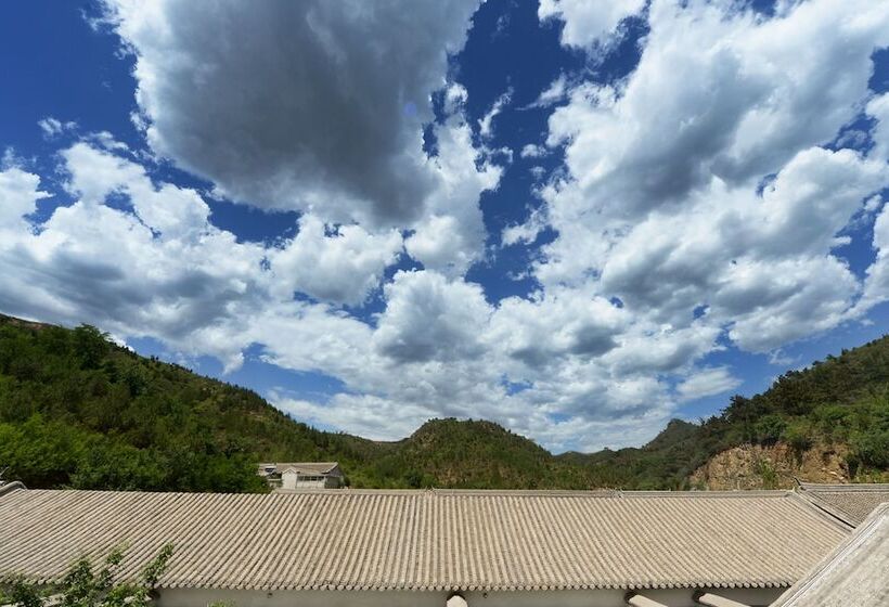 בית מלון כפרי Vangen