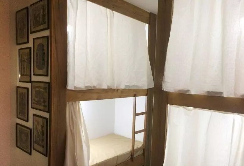 Utopia Hostel