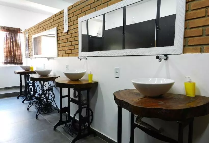 Utopia Hostel