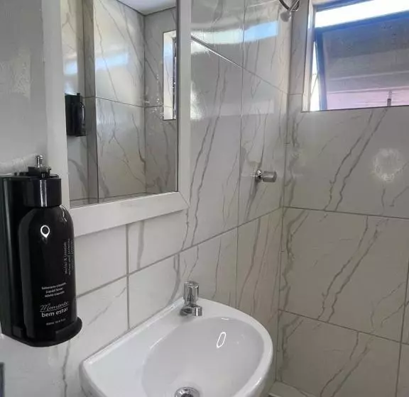 Utopia Hostel