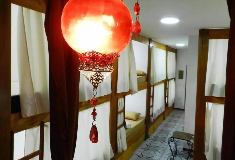 Utopia Hostel