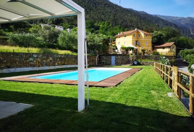 ホテル Agriturismo Argentea