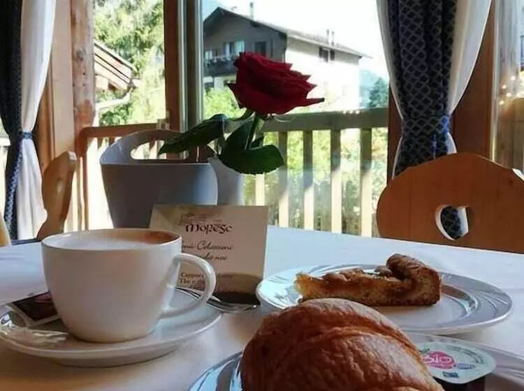 ホテル Casa Moresc