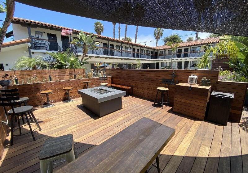 בית מלון כפרי Haley