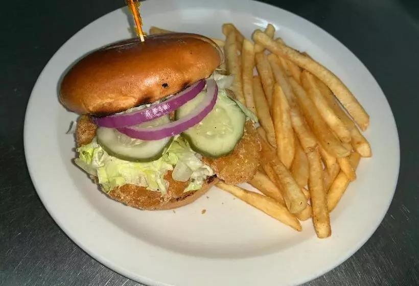 Gibbons Hotel & Tavern