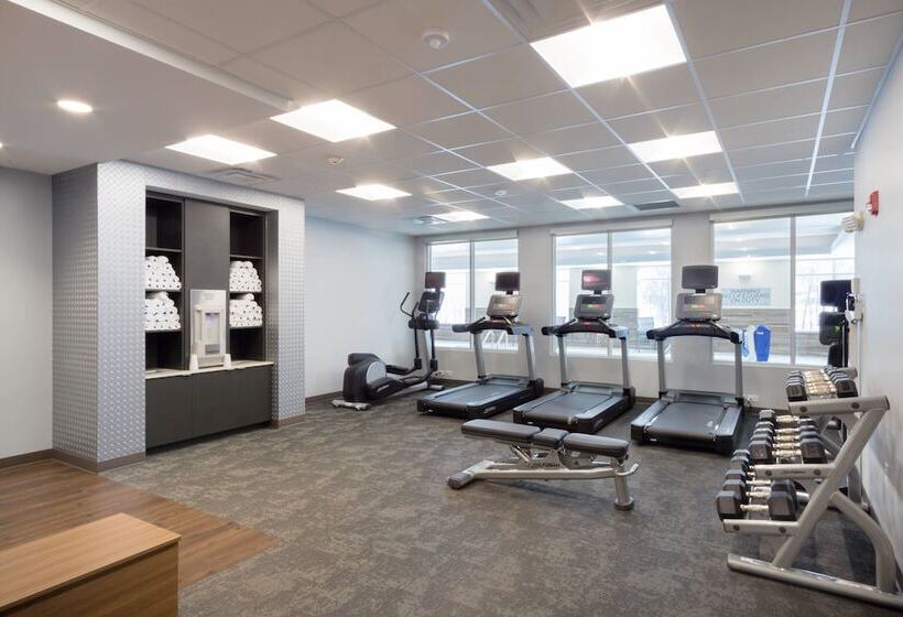 فندق Fairfield Inn & Suites By Marriott Northfield