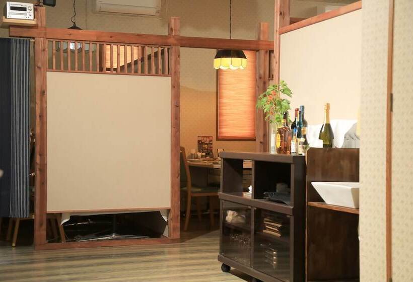 Ryokan Yakiniku To Kaisen No Yado Raku