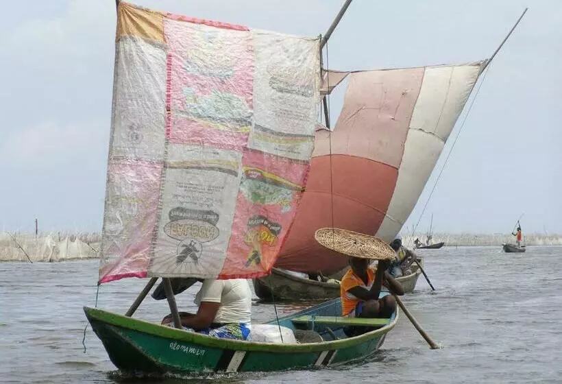 تختخواب و صبحانه Chez Sabine