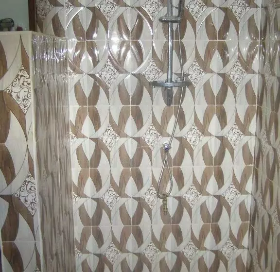 تختخواب و صبحانه Chez Sabine