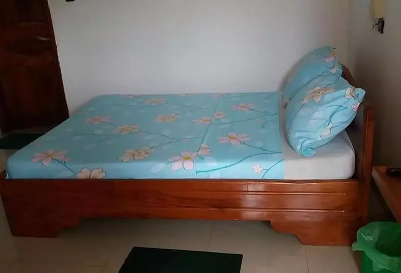 تختخواب و صبحانه Chez Sabine