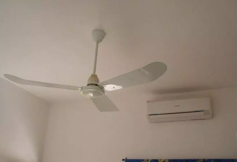 تختخواب و صبحانه Chez Sabine