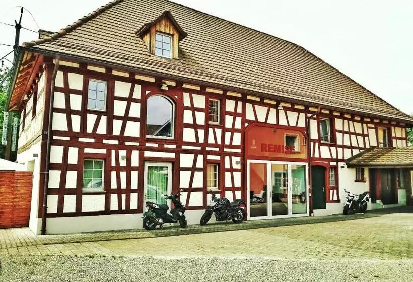 ベッドアンドブレックファースト Gasthaus Ochsen