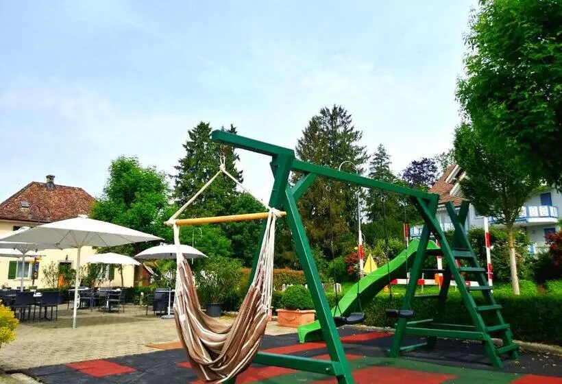 ベッドアンドブレックファースト Gasthaus Ochsen