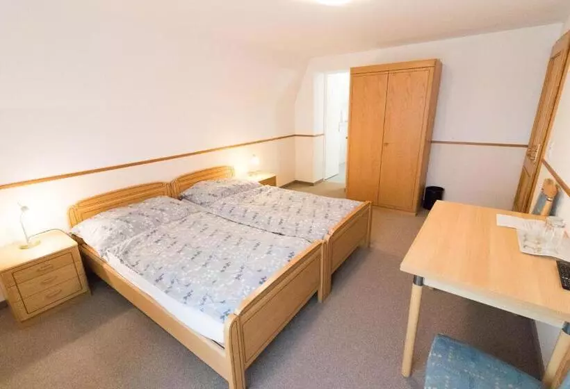 ベッドアンドブレックファースト Gasthaus Ochsen