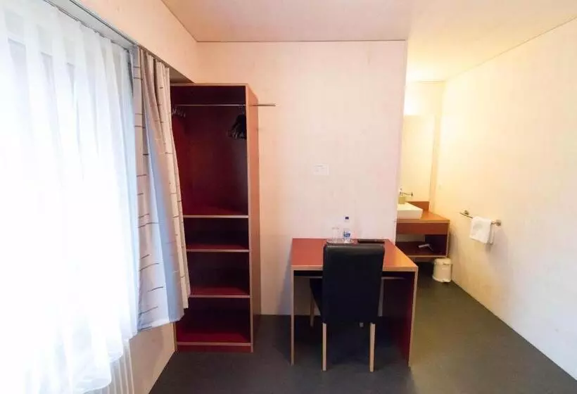 ベッドアンドブレックファースト Gasthaus Ochsen